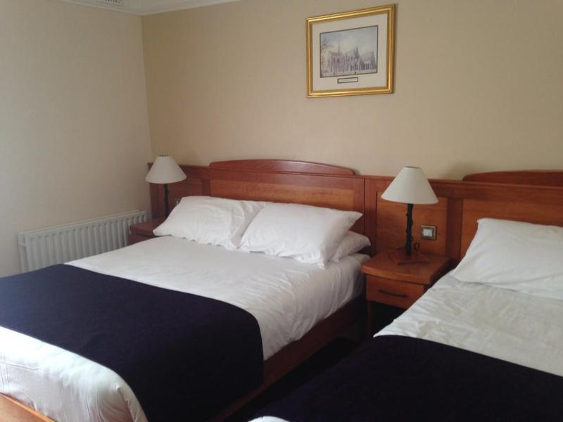 Hotel Kilford Arms à Kilkenny Extérieur photo